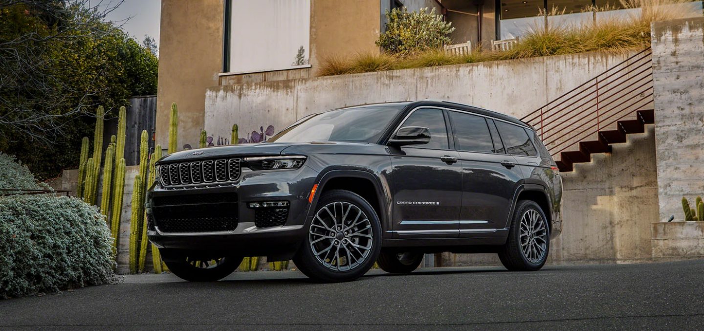 How Spacious is the 2022 Jeep Grand Cherokee L?